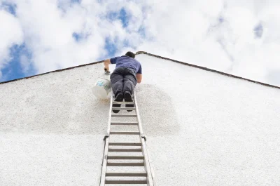 Peinture extérieure à Clermont-le-Fort — façades et ravalement